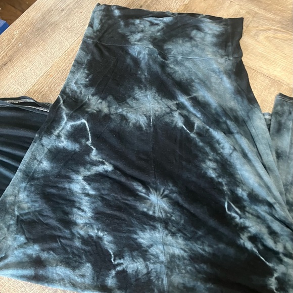 Navy and light blue marbled maxi skirt - Picture 5 of 9